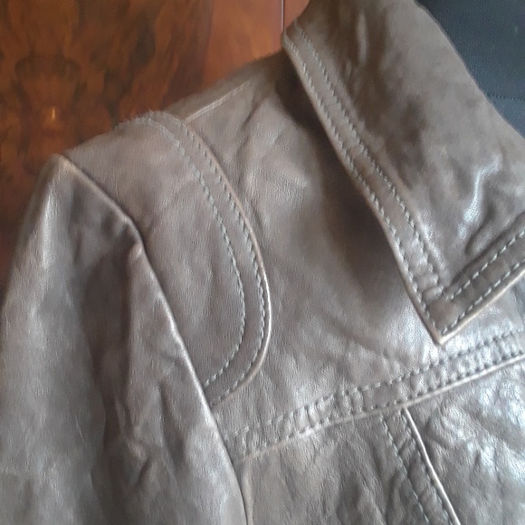 7 For All Mankind Brown/Khaki Fly-in-style Bomber - Picture 5 of 8